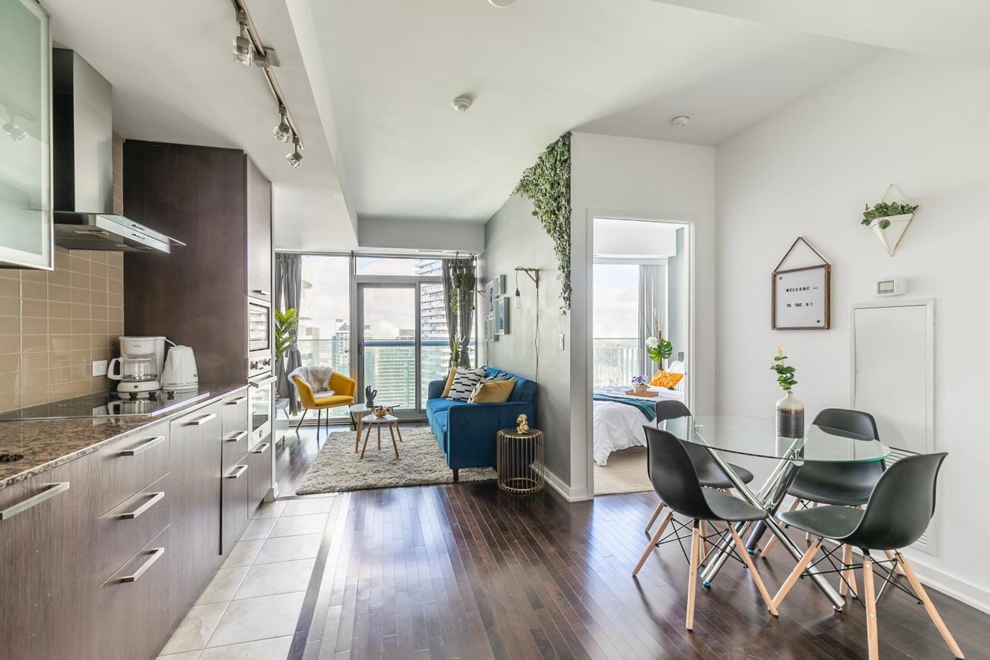Skytree - Modern Rusty Condo Close To Union Station In Heart Of Downtown Торонто Номер фото